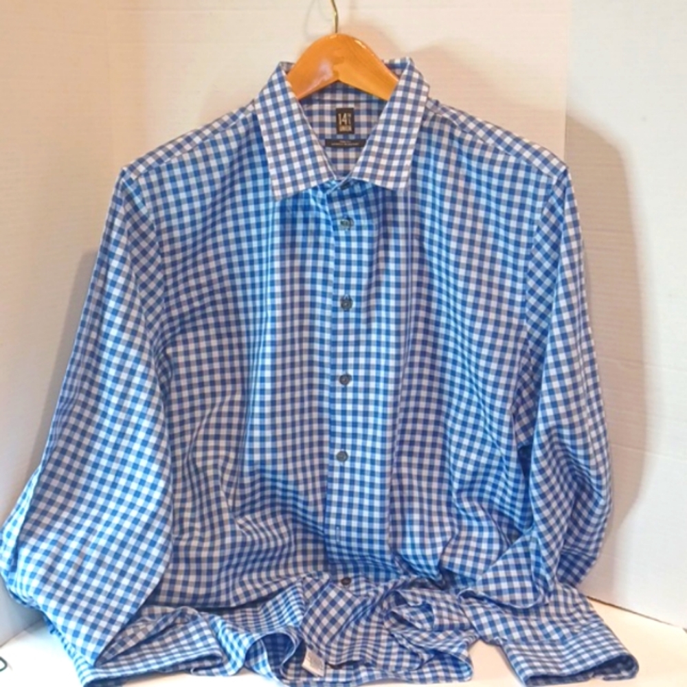 14th & Union Gingham Plaid Button Up Shirt